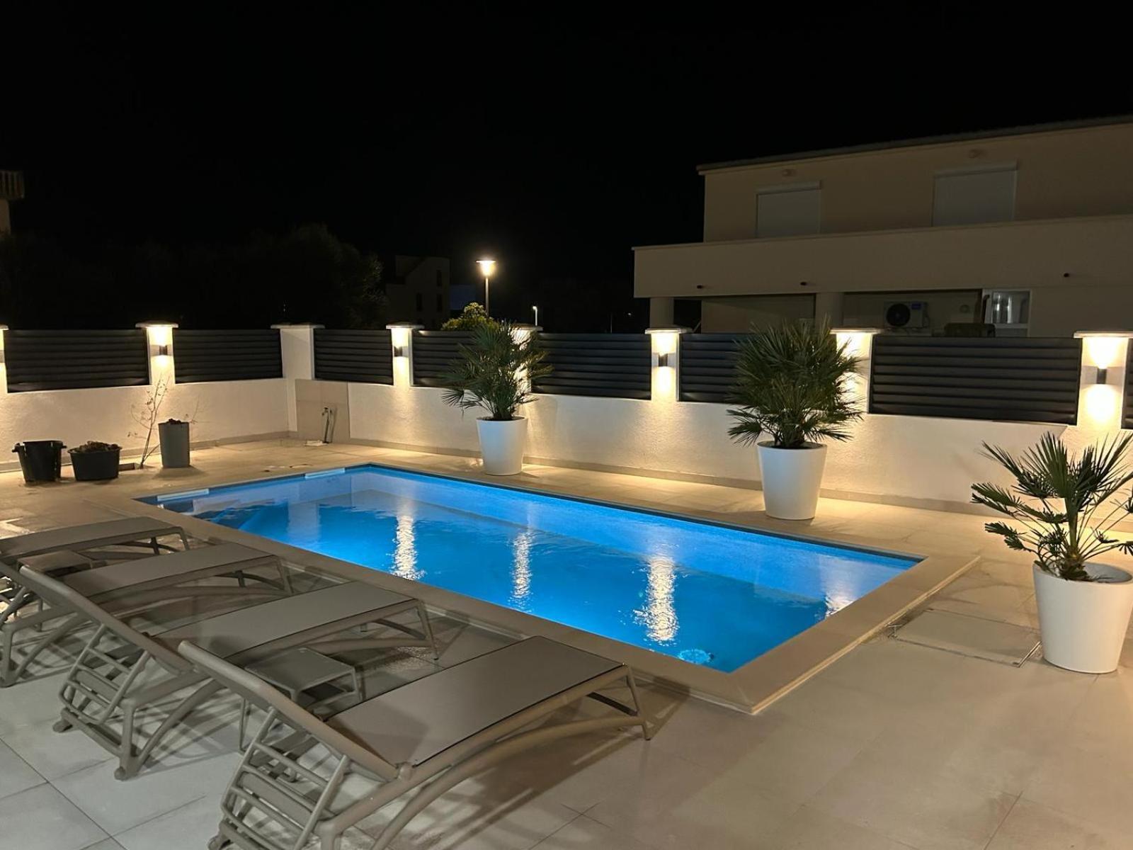 Apartments Cesare Nin Exterior photo